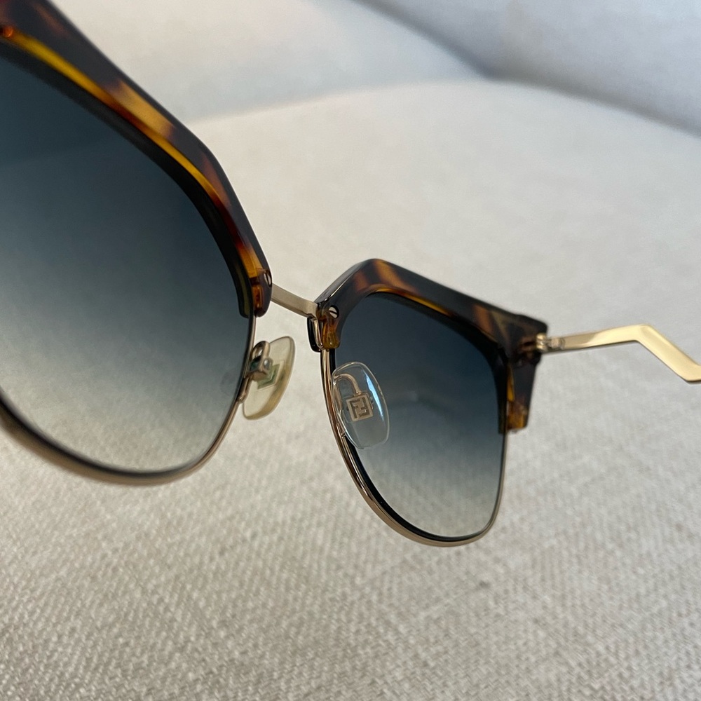 FENDI Iridia Sunglasses - FF 0149/S Cat Eye Havana Gold Tortoise Gradient Lens - Picture 7 of 9